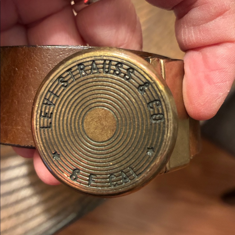 Levi's Brown and Black Leather Belt with Gold Buckle. Two in one.
